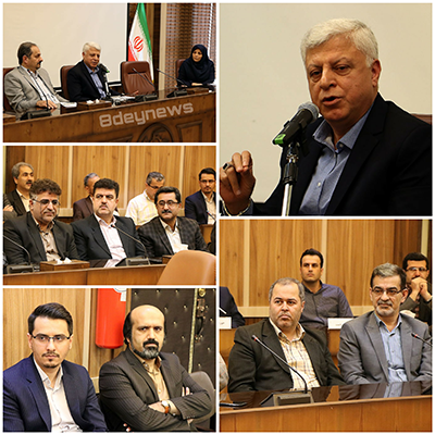
به گزارش شبکه اطلاع رسانی راه دانا؛ به نقل از 8دی، چهل و ششمین نشست توسعه سازمان مدیریت و برنامهریزی استان گیلان این بار با موضوع «نقش اخلاق و آداب ایرانیان در فقدان توسعه ملی در سده اخیر» با حضور جمعی از مسئولان گیلانی برگزار شد.
, شبکه اطلاع رسانی راه دانا, به نقل از 8دی، چهل و ششمین نشست توسعه سازمان مدیریت و برنامهریزی استان گیلان این بار با موضوع «نقش اخلاق و آداب ایرانیان در فقدان توسعه ملی در سده اخیر» با حضور جمعی از مسئولان گیلانی برگزار شد., 8دی,از موضوع خاص و عنوان قابل تأمل این نشست که بگذریم می رسیم به سخنران آن، یعنی «فیاض زاهد» فعال سیاسی اصلاح طلب کسی که اکنون «عضو هیات علمی دانشکده ادبیات و علوم انسانی دانشگاه آزاد اسلامی واحد تهران» است.
,وی در بخشی از سخنانش که با محوریت نقش اخلاق و آداب ایرانیان در فقدان توسعه ملی برگزار شد، اظهار کرد: هرودوت که به عنوان پدر علم تاریخ شناخته می شود، در سلسه روایت هایش از لغت «دروغ» درباره ایرانیها استفاده کرده است. البته هرودوت موضع ضد ایرانی داشت.
,وی با اشاره به دعای داریوش کبیر مبنی بر حفظ ایران از دشمن، خشکسالی و دروغ، عنوان کرد: در حال حاضر نیز دو کتاب «رستم التواریخ» و «حاجی بابای اصفهانی» از جمله مهمترین منابع درباره اوضاع اجتماعی ایران در دوران افشاریه و زندیه هستند.
,عضو هیات علمی دانشکده ادبیات و علوم انسانی دانشگاه آزاد اسلامی واحد تهران با بیان اینکه هیچ تاریخنگار خارجی مانند لرد کرزن انگلیسی جزئیات و اقلیم و جغرافیا و جامعه شناسی ایران را وجب به وجب تحلیل نکرده است، گفت: انگلیسیها وقتی میخواستند بر کشور و ملتی مسلط شوند، تمام جوانب و جزئیات سیاسی و فرهنگی و اجتماعی و جغرافیایی و مذهبی آن کشور و ملت را استخراخ و تحلیل میکردند، لذا در کلیه این منابع از نفاق، ریاکاری و دروغ موجود در ایران یاد شده است.
,زاهد، ایران را کشوری دارای تمدن ۲۵۰۰ ساله دانست که اولین و بزرگترین امپراتوری باستانی را تاسیس کرده و یادآور شد: ایرانیها از ویژگیهای یاد شده به عنوان سپر استفاده میکردند تا آن گذار تاریخی را که به واسطه حضور دشمنان بر کشور حاکم شده بود، پشت سر بگذارند. «تصوف» راهی بود که ایرانیان در دوران حمله مغول در پیش گرفتند تا از مرگ جان سالم به در ببرند. در واقع مردم زمانی عارف و درویش و صوفی میشدند که امیدی به تغییر شرایط بیرونی نداشتند.
,,
![