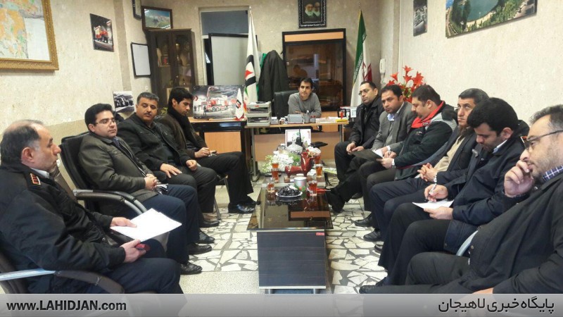 جلسه ستادمدیریت بحران در شهرداری لاهیجان تشکیل شد + عکس