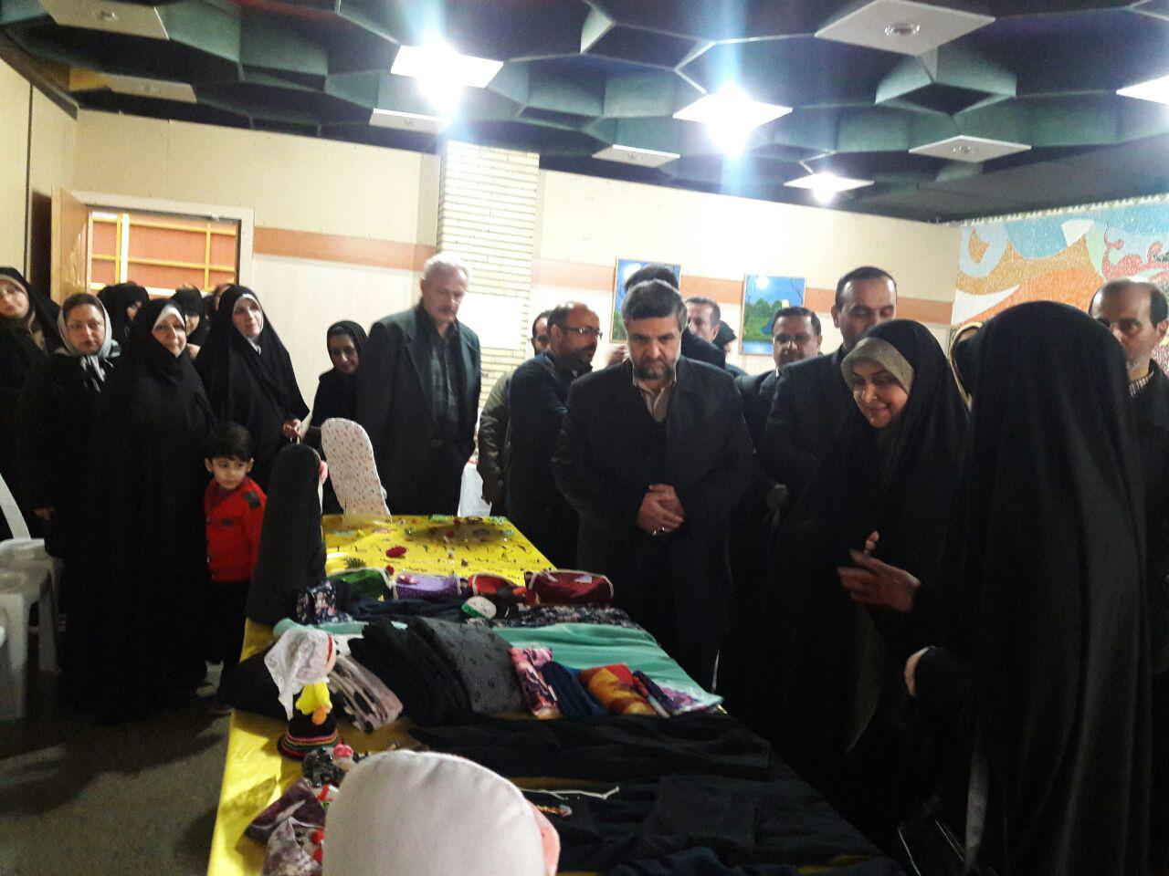 نمایشگاه هنر، عفاف و حجاب در رشت افتتاح شد + تصاویر