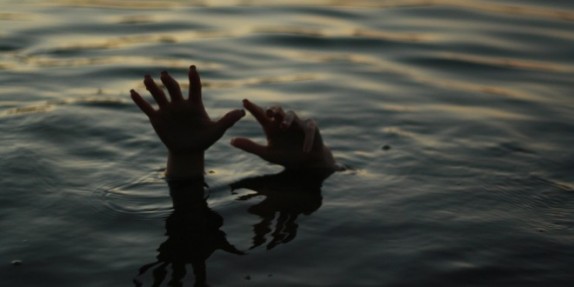 ۳ صیاد رودسری غرق شدند / جسد یکی از صیادان پیدا شد