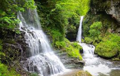 آبشار لارچشمه فومن، چشمه ای که از دل کوه می جوشد + تصاویر