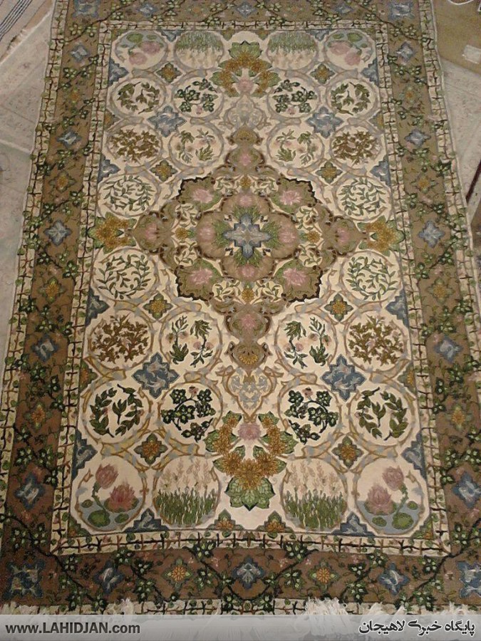 اولین فرش با طرح گیلانی در لاهیجان رونمایی می شود + عکس