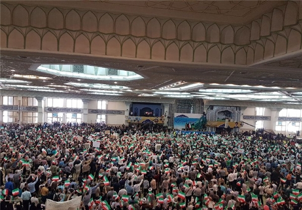 موج حماسه حمایت از «رئیسی» به تهران رسید/ شمار حاضران در مصلا از ۳۰۰ هزار نفر گذشت + تصاویر