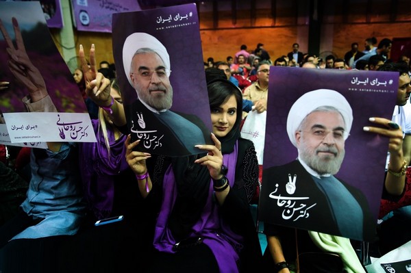 گزارش تصویری همایش انتخاباتی دکتر روحانی