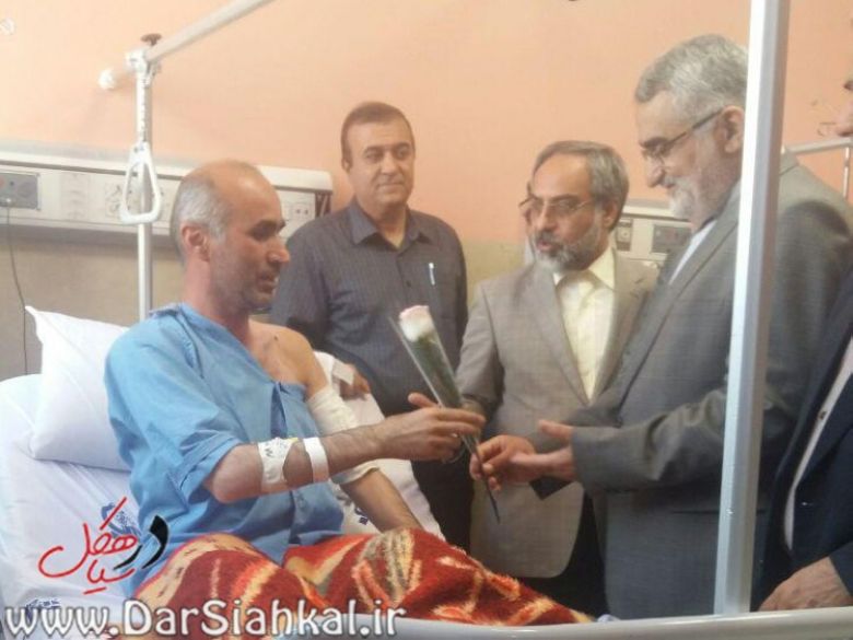 عیادت مسئولین کشوری از مجروح سیاهکلی حادثه تروریستی تهران+گزارش تصویری