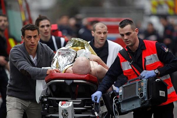 شلیک مرگبار به سوی مردم در فرانسه