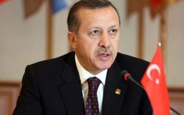 اردوغان: فرانسه از تروریست‌ها حمایت می‌کند