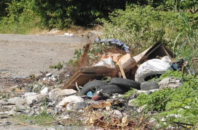 وضعیت بغرنج پسماند و انباشت زباله در بخش مرکزی لنگرود + تصویر