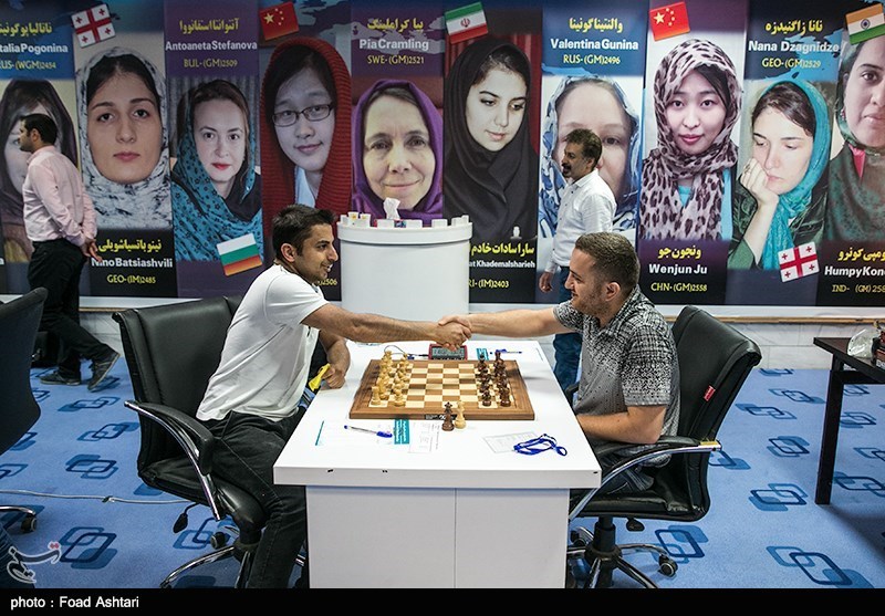 تیم شطرنج منتخب جهان در برابر تیم ایران به پیروزی رسید
