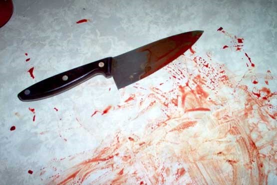 ضرب و جرح یک معلم و دانش‌آموز با ضربات چاقو در رشت
