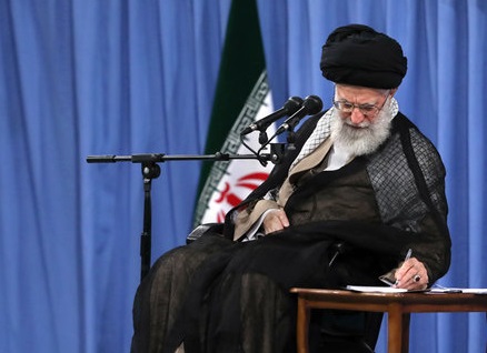 ارکان نظام موظفند هیچ گونه تبعیضی بین ایرانیان روا ندارند