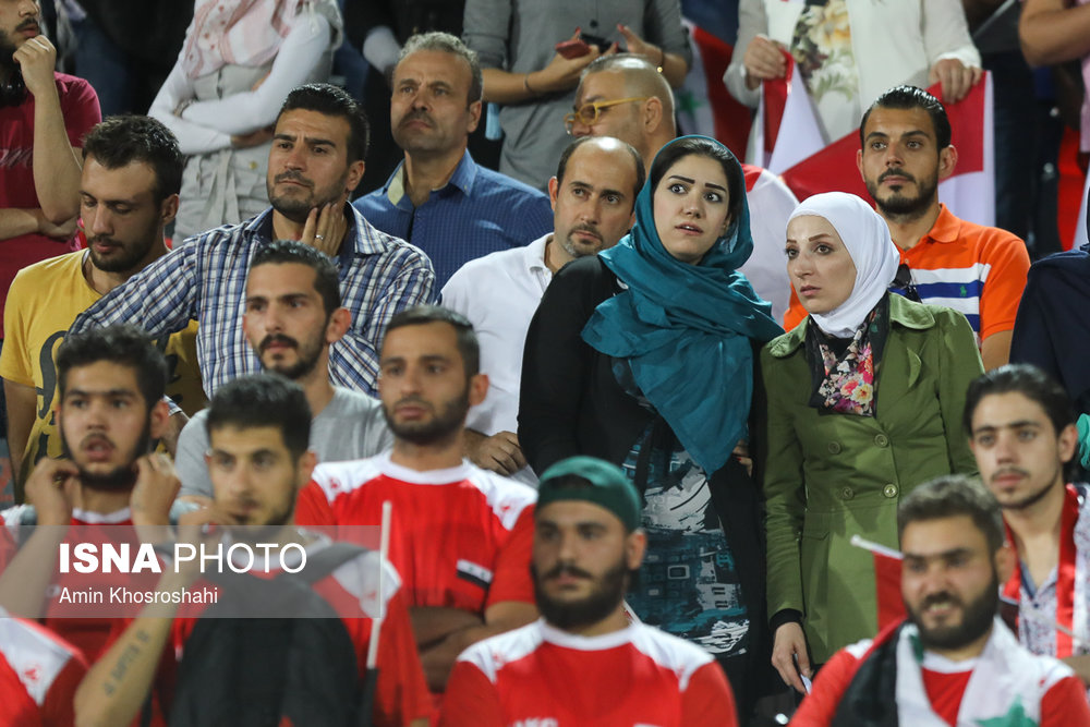 تماشاگران زن سوریه در ورزشگاه آزادی+تصاویر