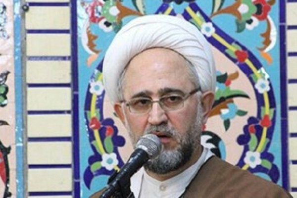 مهمترین راهبرد دشمن در نظام جمهوری اسلامی ایجاد تفرقه است