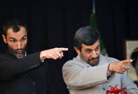 آیا احمدی‌نژاد در دادگاه بقایی حاضر می‌شود؟