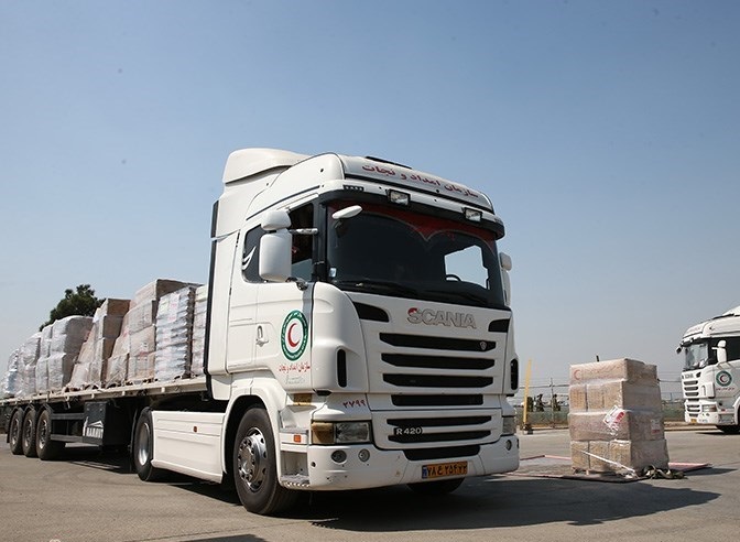 چهارمین محموله کمک‌های مردم لنگرود به مناطق زلزله‌زده کرمانشاه ارسال شد