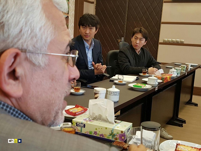 مذاکره نمایندگان شرکت جی‌اند‌جی کره جنوبی با فرماندار لنگرود / تصاویر