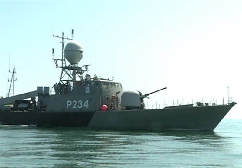 جدیدترین ناو موشک‌انداز ایرانی با نام “سپر” به نیروی دریایی ارتش ملحق شد+ عکس