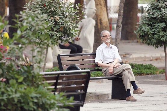 بیش از نیمی از ایرانی‌ها ۷۰ سالگی را نمی‌بینند