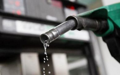 مصرف بنزین کل کشور ۱۰۰ میلیون لیتر را رد کرد