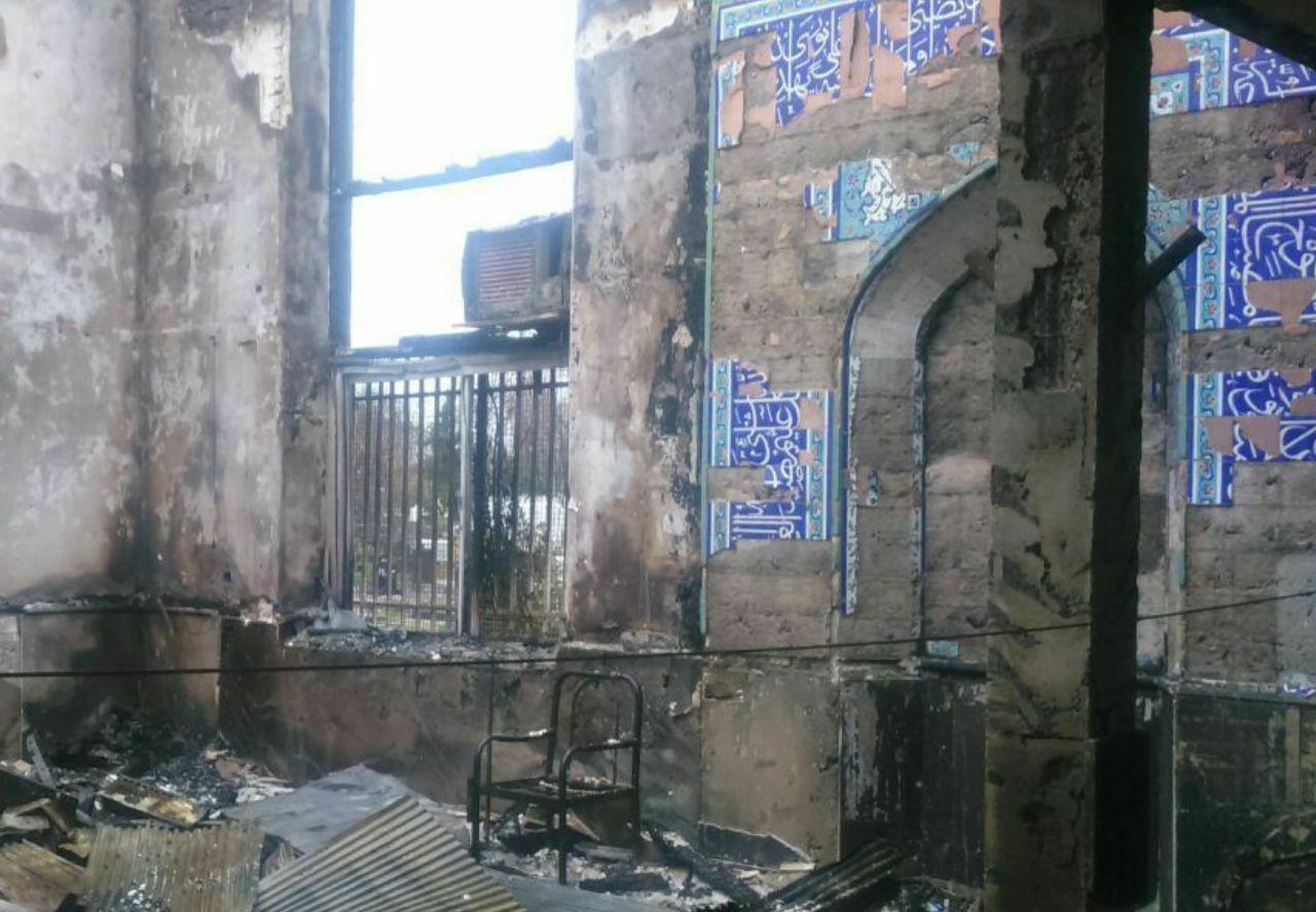 مسجد امام رضا رودسر در آتش سوخت + فیلم و تصاویر