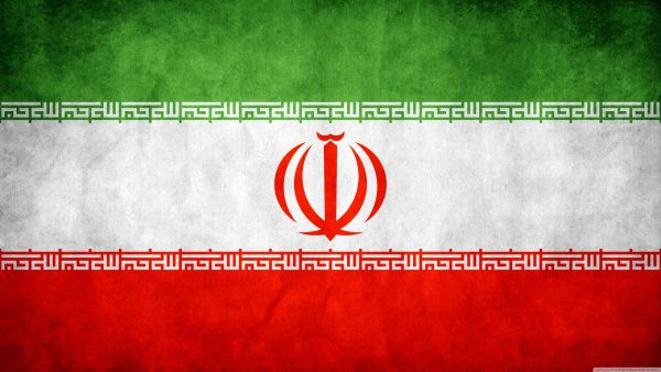 شهرداری لنگرود، پرچم جمهوری اسلامی ایران اهداء می کند