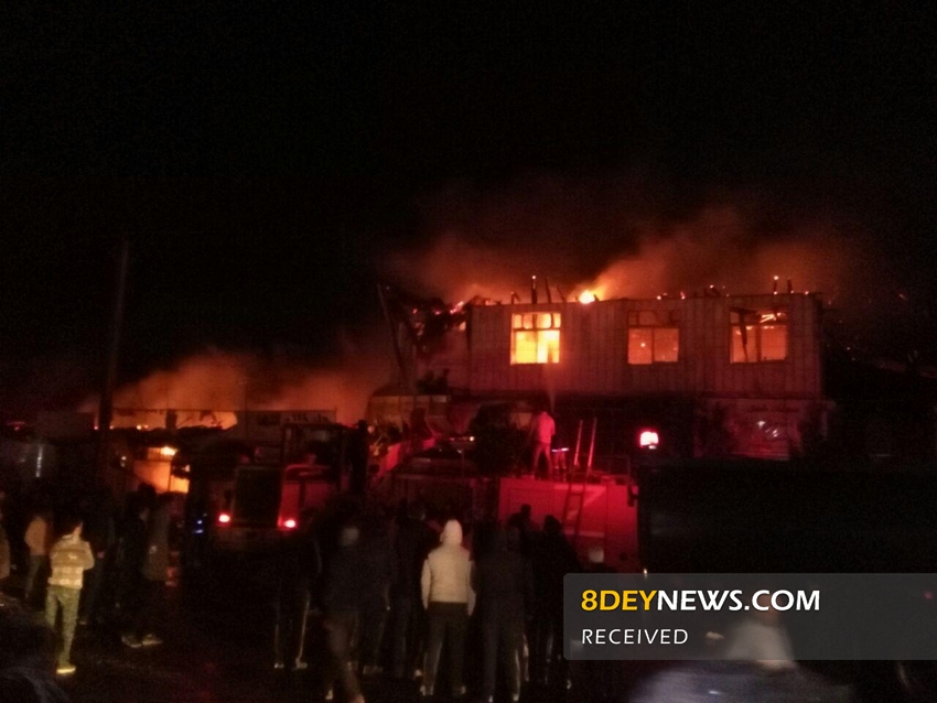 آتش سوزی شدید بیش از ۱۰ واحد تجاری و مسکونی در شلمان لنگرود + تصاویر