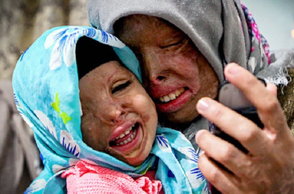 تلخ ترین سلفی یک مادر و دختر / ناگفته های سمیه اشک همه را در می آورد! + عکس