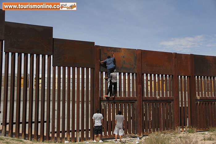 تصویر/ جوانان مکزیکی و عبور غیرقانونی از مرز