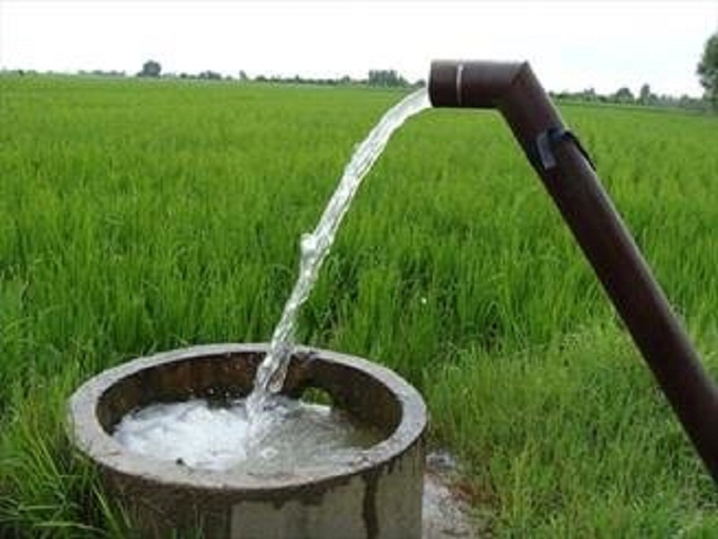 تجهیز چاه های آب کشاورزی آستارا ضروری است