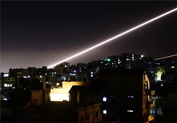 پاسخ سوریه به متجاوزان با ۶۸ موشک/ ۱۰ نقطه نظامی که در جولان اشغالی هدف گرفته شد