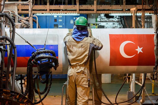 روسیه و ترکیه توافقنامه احداث خط لوله گاز امضا کردند