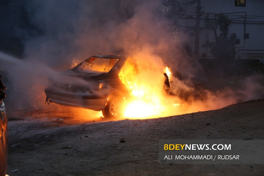 آتش گرفتن شدید پژو پارس در رودسر +تصاویر