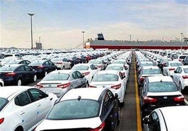 ۱۰۰ هزار خودرو با تخلف وارد شد/حراست وزارت صنعت: دروغ است