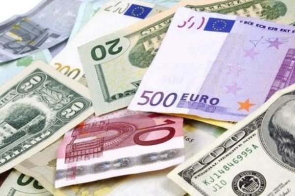 سیف: بانک مرکزی در موضوع ارز منافع ملی را ترجیح داد