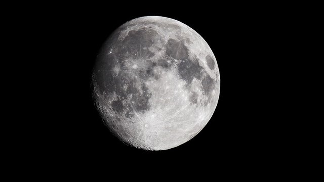 برخورد دو شهاب‌سنگ با ماه را ببینید+تصویر