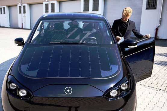 خودرویی با سقف خورشیدی +تصاویر