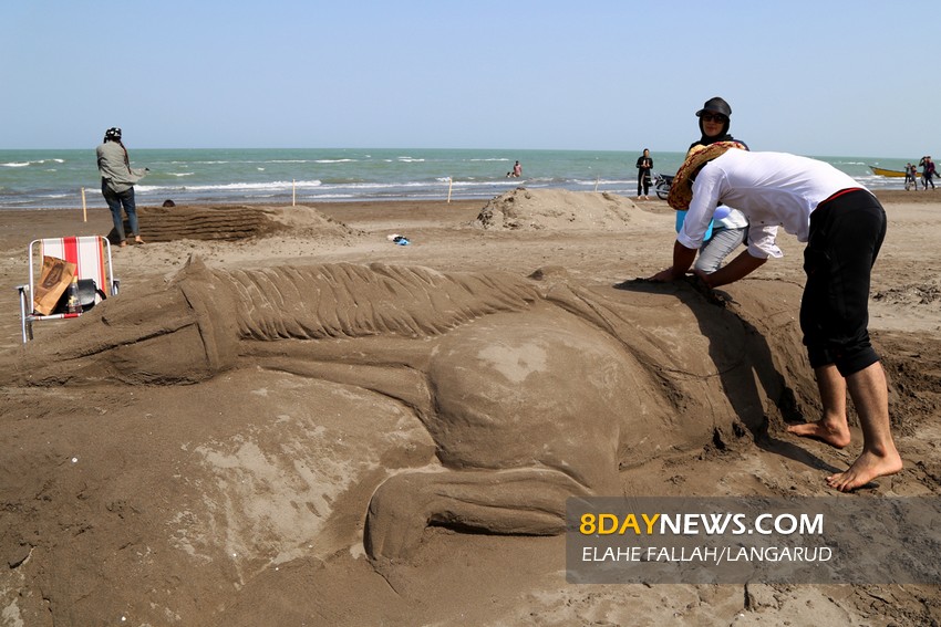 سومین جشنواره مجسمه های شنی در ساحل چمخاله + تصاویر