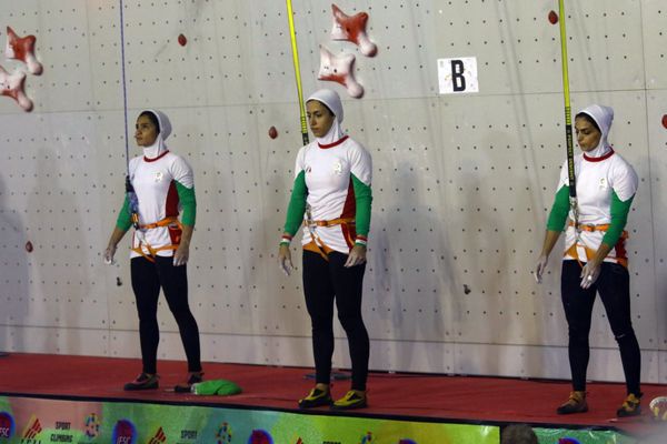 تیم سنگنوردی بانوان ایران به نیمه نهایی رسید