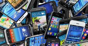 ۶۰۰ هزار گوشی توقیفی در گمرک ترخیص می‌شود / بازار موبایل در انتظار ارزانی