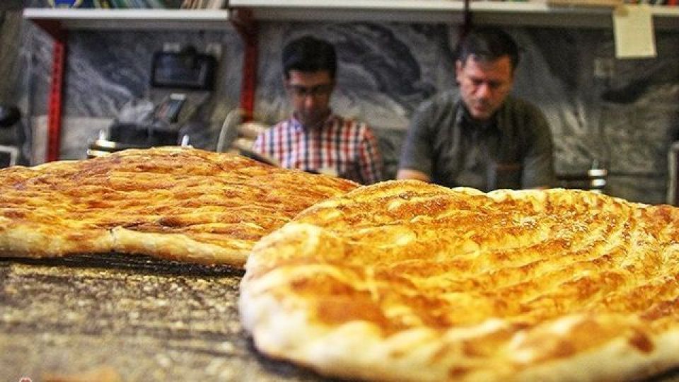 مجوز افزایش ۱۰ درصدی قیمت نان در شهرستانها با دستور روحانی