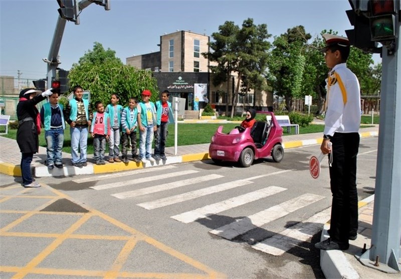 ۵۰۰۰ دانش‌آموز گیلانی آموزش‌های ترافیکی را فرا می‌گیرند