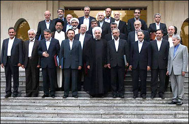 “خانه‌ تکانی” در دولت؛ روحانی ۴ وزیر جدید به مجلس معرفی می‌کند