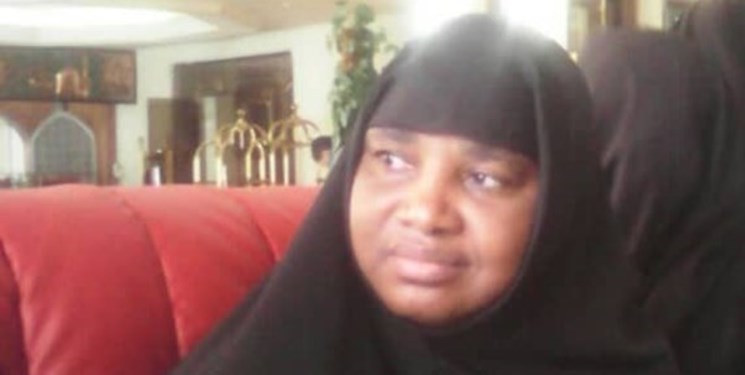 ماجرای «روز واقعه» در نیجریه/ مادر ۵ شهید: هر مسلمانی امروز فقط باید پیرو امام خمینی و آیت‌الله خامنه‌ای باشد
