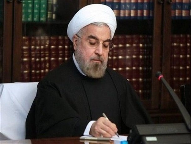 توصیه رئیس جمهور برای استفاده از فعالان ستادهای انتخاباتی اش در دستگاه ها/ تلاش سازمان یافته برای انتصاب اتوبوسی هواداران “روحانی” در دولت