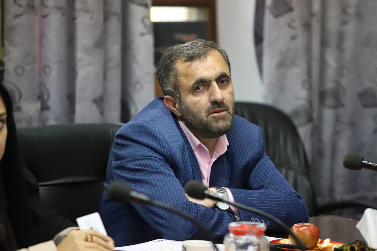 انتقاد عضو شورای شهر رشت از برگزاری روز رشت در برج میلاد