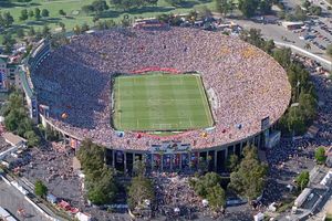 منحصر به فردترین استادیوم تاریخ فوتبال+عکس