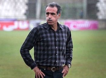 مربی سابق تیم ملی فوتبال ایران: حق این فوتبال نیست کی روش روزی ۱۱۵ میلیون بگیرد