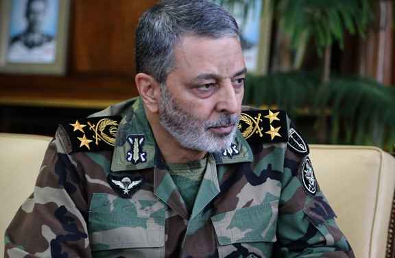 مادر فرمانده کل ارتش دار فانی را وداع گفت