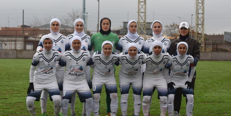 پیروزی تیم فوتبال بانوان ملوان با پوکر سارا قمی