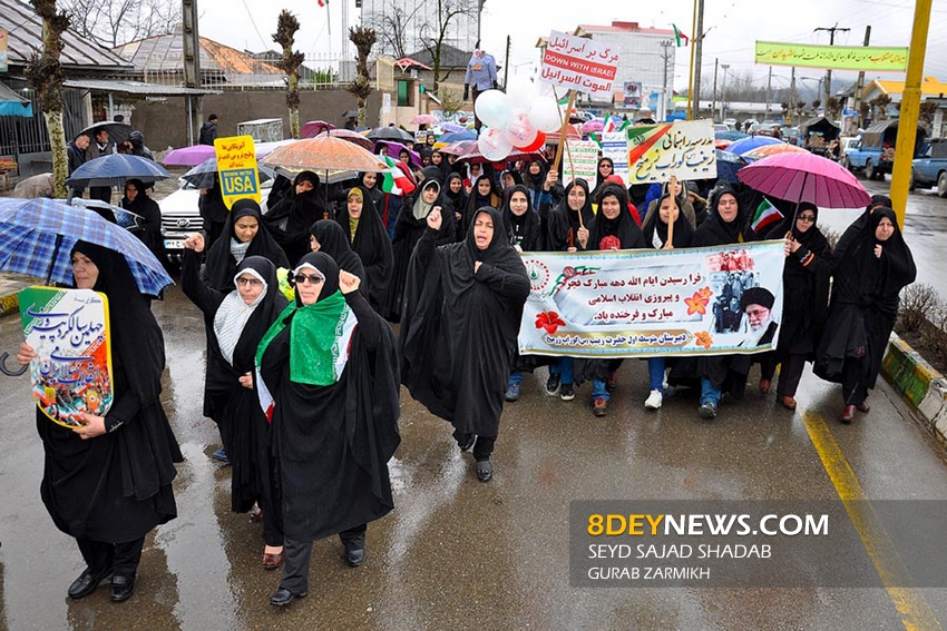 راهپیمایی باشکوه ۲۲ بهمن در گوراب زرمیخ + تصاویر